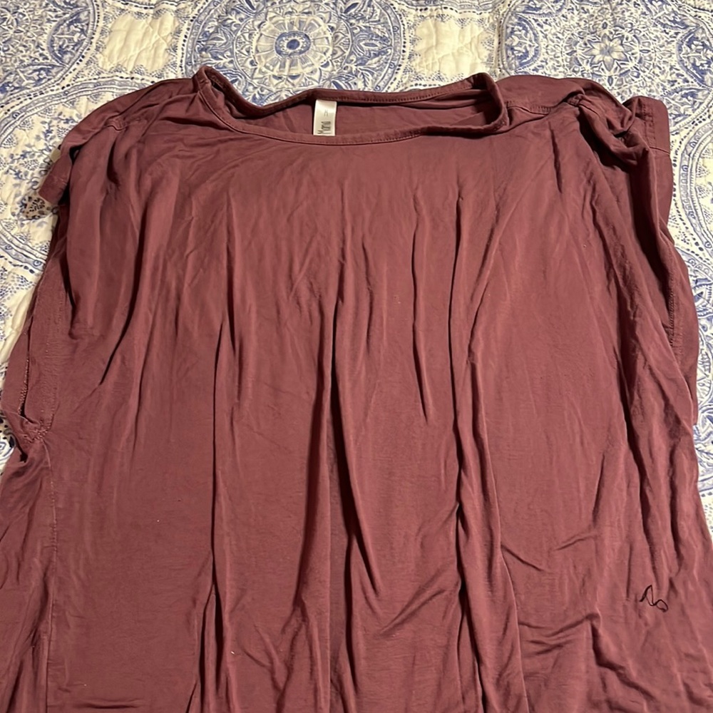 Latched mama side access tee